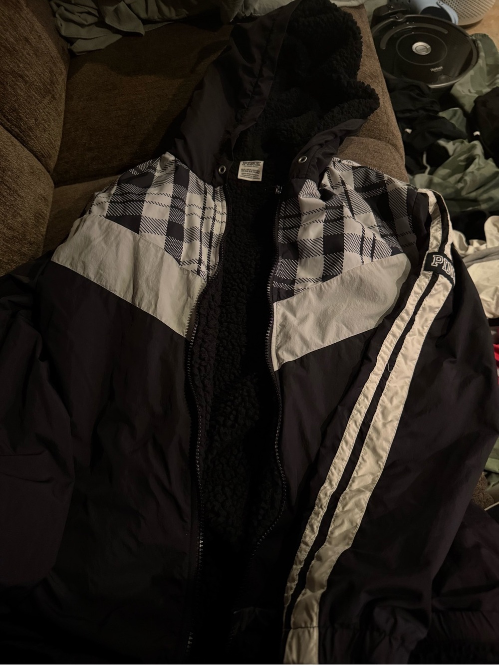 PINK Victoria's Secret Plaid-Trim Hooded Puffer windbreaker jacket zip